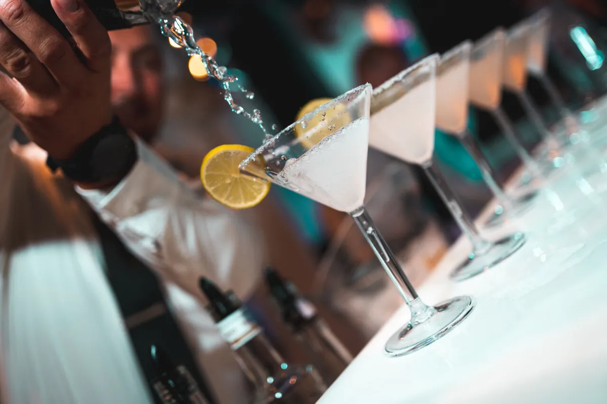 Astoria Hotel_Pool Bar_Party.jpg